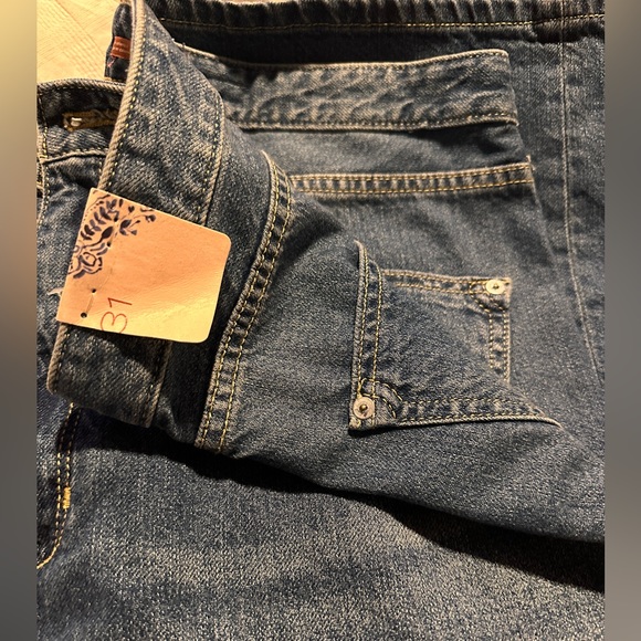 Pilcro distressed wide leg jeans by Anthropolie - Picture 2 of 5